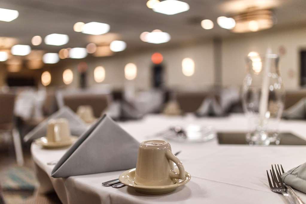 Doubletree By Hilton Neenah מתקנים תמונה