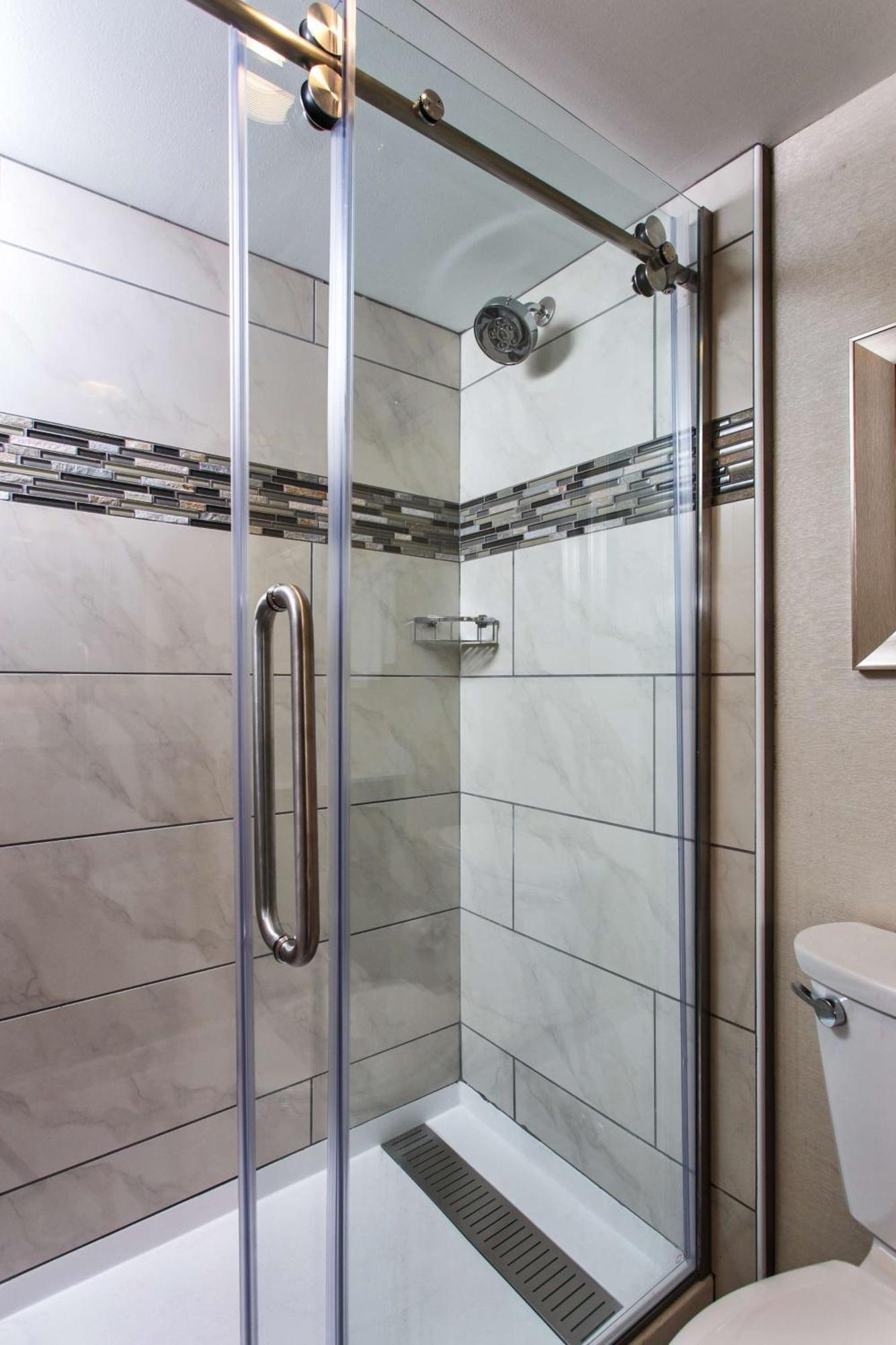 Doubletree By Hilton Neenah מראה חיצוני תמונה