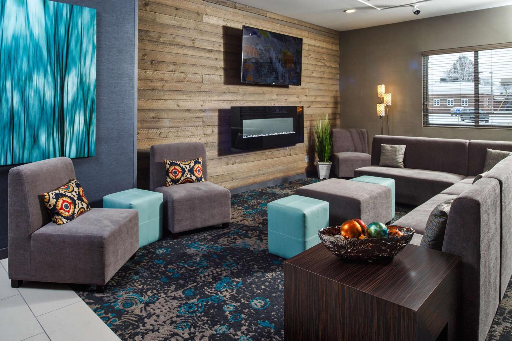 Doubletree By Hilton Neenah מראה חיצוני תמונה